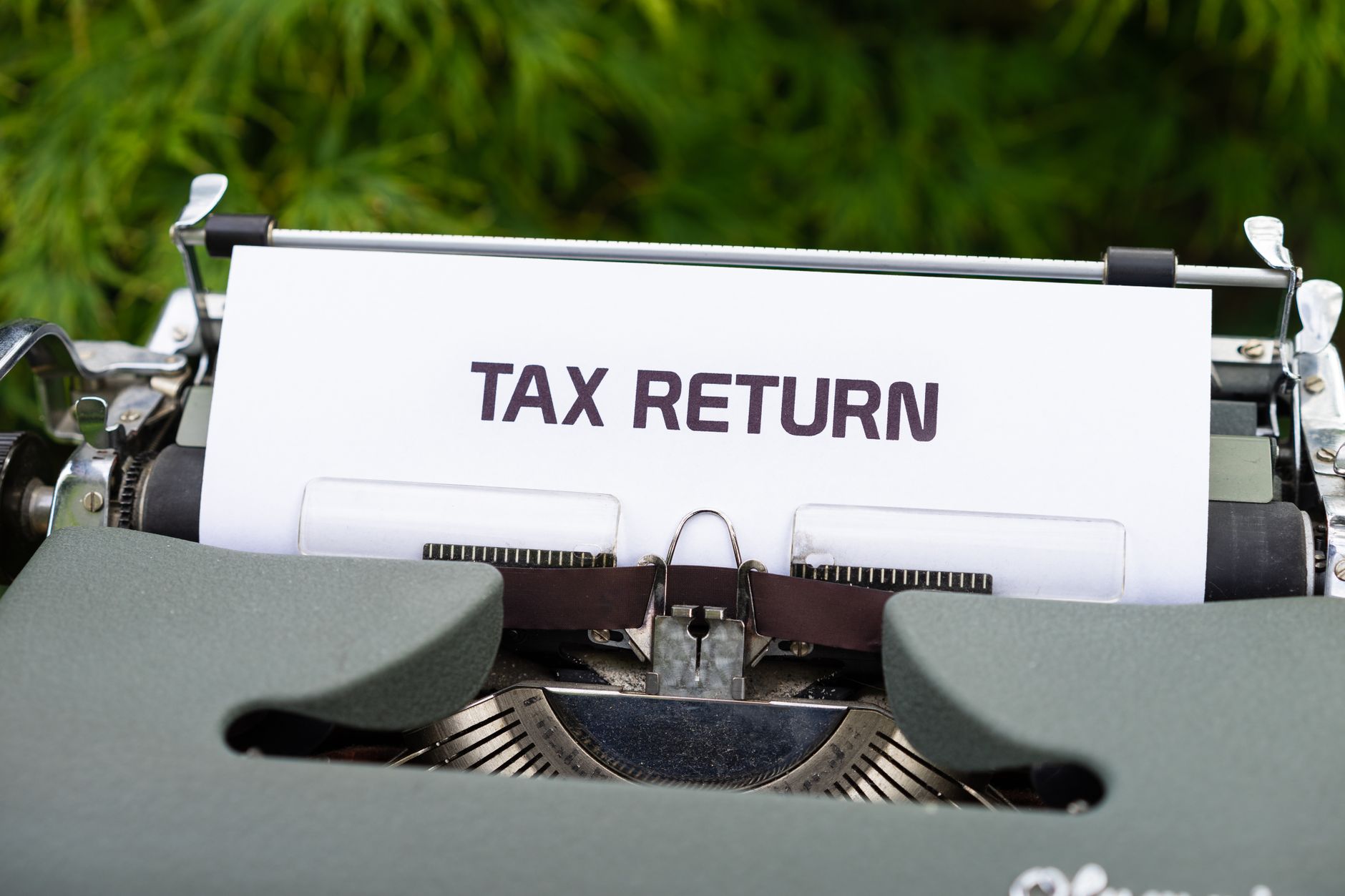 Refund and Reshipment Policies as a Transparency Signal